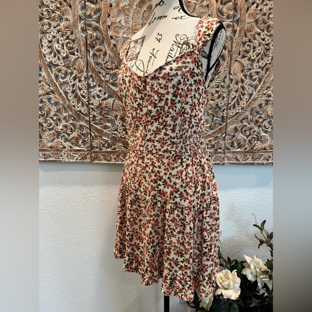 Wild Fable Coral Pink & Cream Floral Tiered Mini Dress- size L - Picture 4 of 15